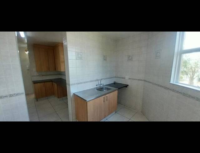 3 BEDROOM APARTMENT FOR SALE IN PRIMROSE HILL